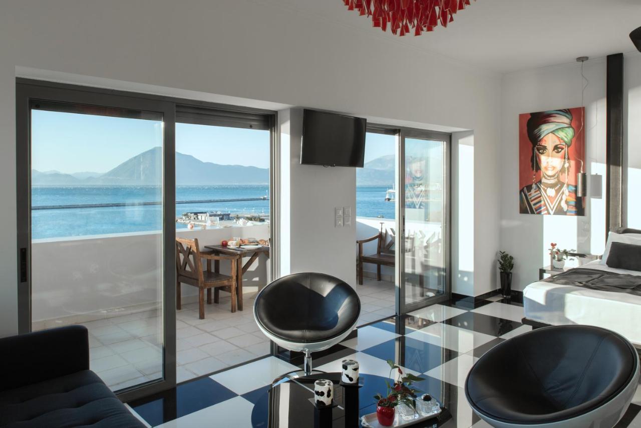 Majestic Penthouse In The Heart Of Patra Lägenhet Exteriör bild