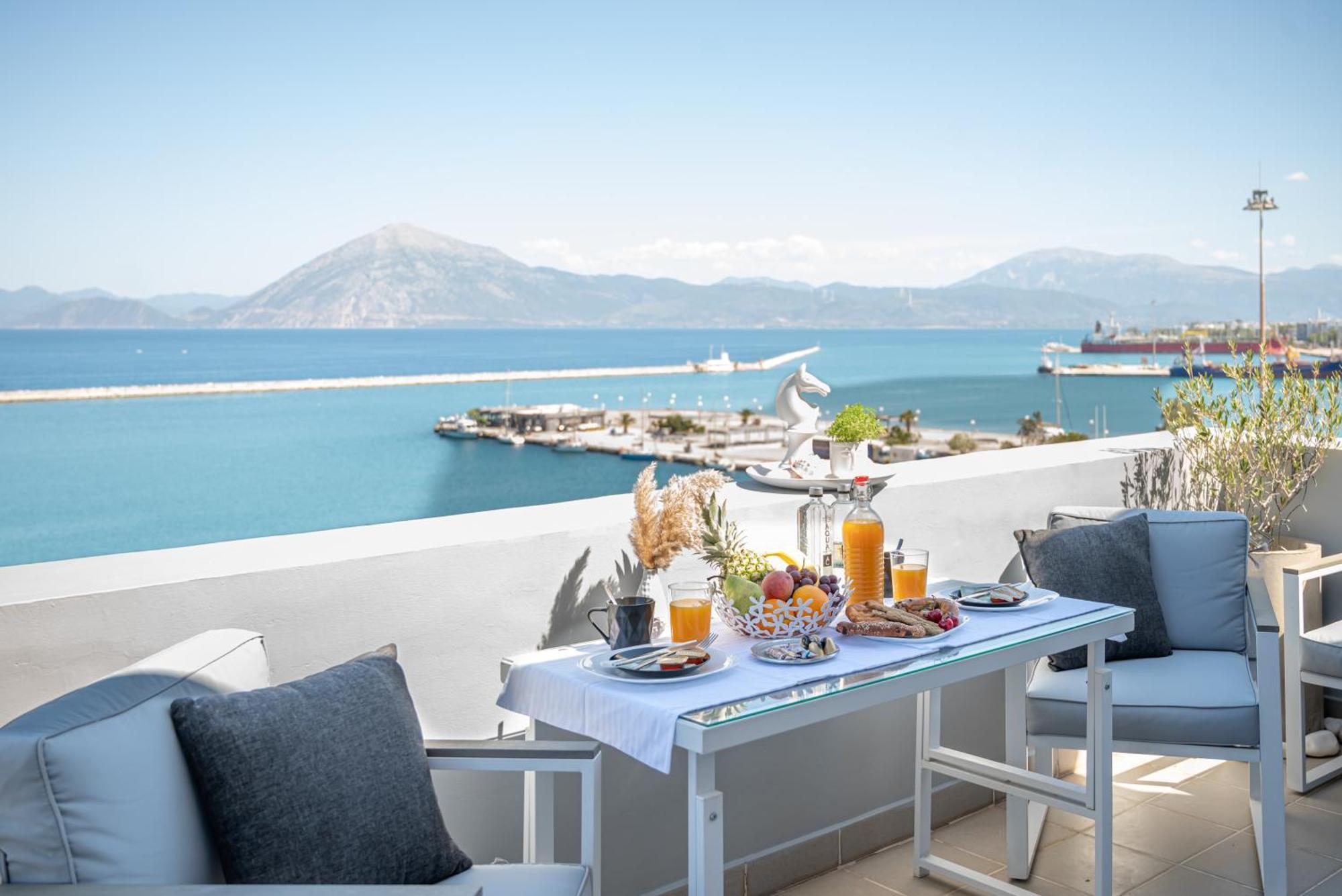 Majestic Penthouse In The Heart Of Patra Lägenhet Exteriör bild